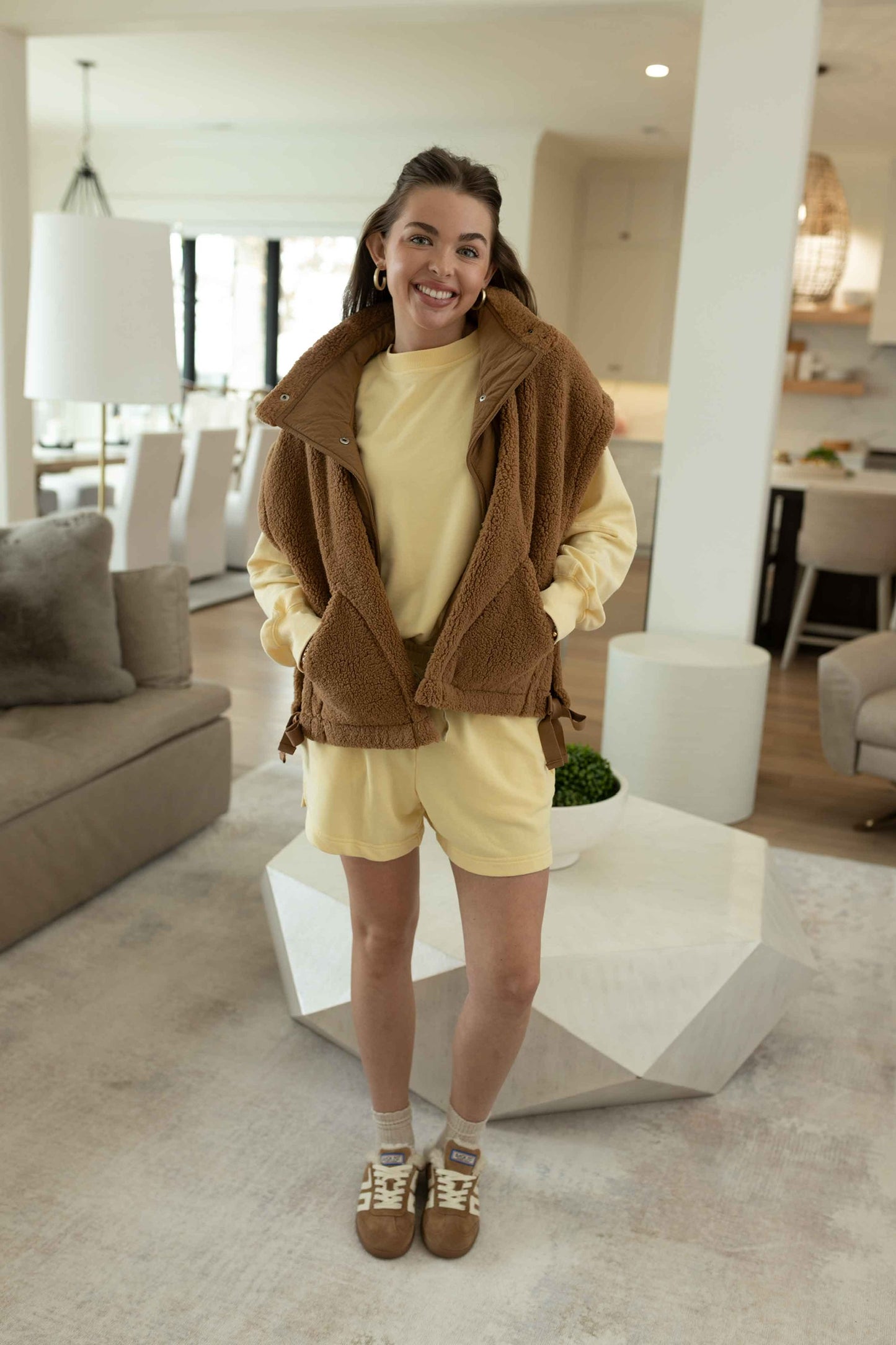 Sunny Set - Crewneck & Shorts