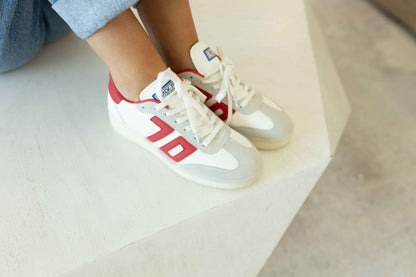 Back 70 - Boston 2502 - White/Red