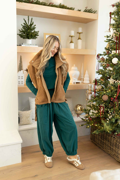 Scout It Out Vest - Twig