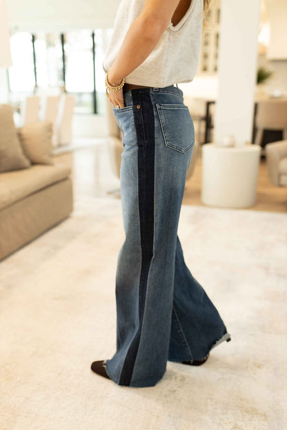 Daze - Far Out High Rise - Tuxedo