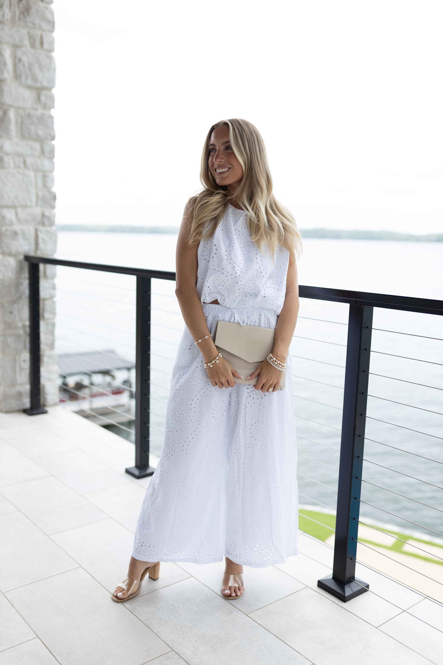 MM - Eyelet Bubble Hem Top