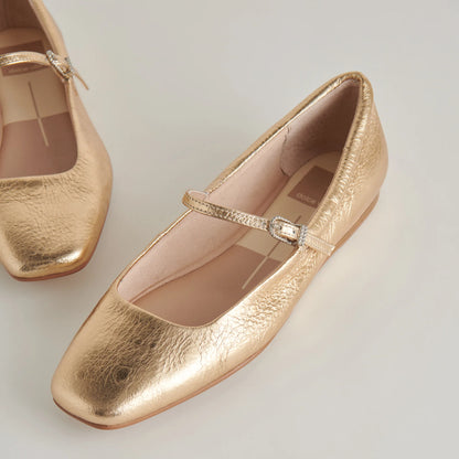 Dolce Vita - Reyes Flat - Gold Distressed