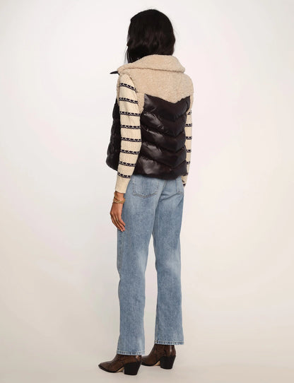 Troye Vest - Black