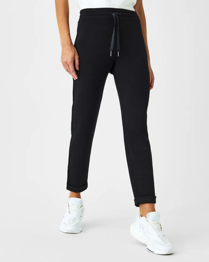 SPANX - AirEssentials Tapered Pant