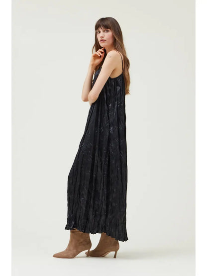 Silva Pleated Maxi Dress - Black